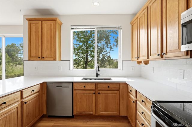 10089 Astorbrook Lane, Highlands Ranch, CO 80126