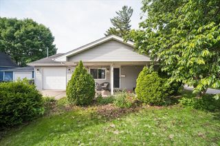 221 Clay Street, Montgomery, IL 60538