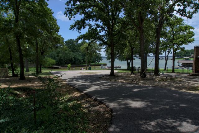 124 Armada Loop, Payne Springs, TX 75156
