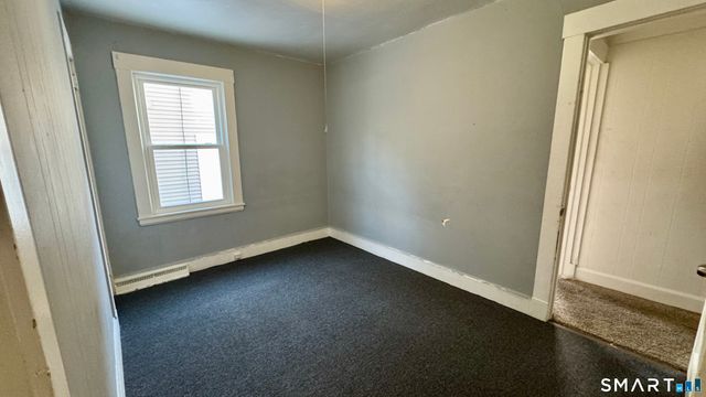 88 North Pond Street, Bristol, CT 06010