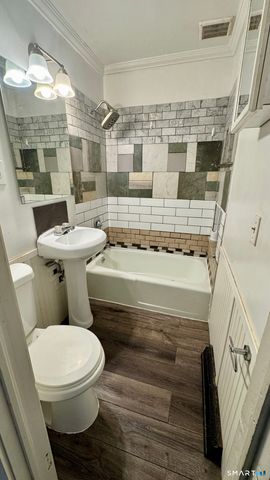 88 North Pond Street, Bristol, CT 06010