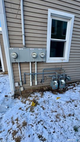 88 North Pond Street, Bristol, CT 06010