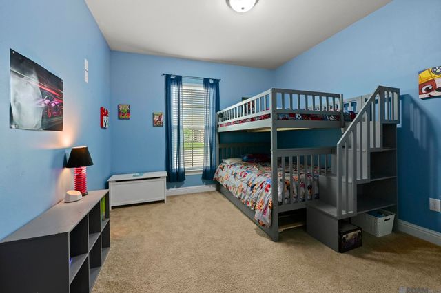 6211 Soaring Dr, Gonzales, LA 70737