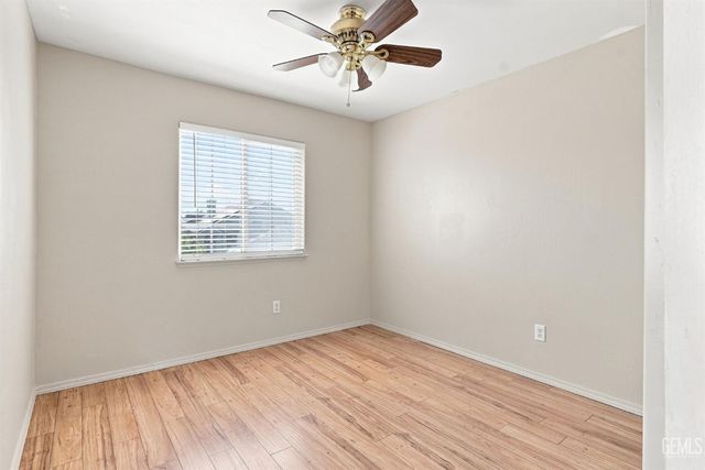9602 Hamburg Court, Bakersfield, CA 93311