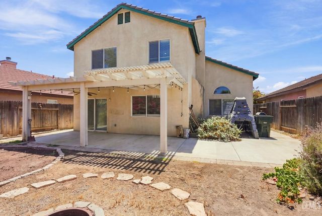 9602 Hamburg Court, Bakersfield, CA 93311