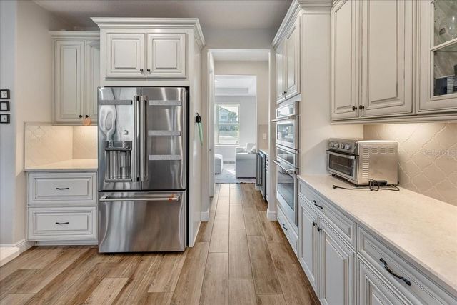 10215 MILKY WAY CIRCLE, Sarasota, FL 34241