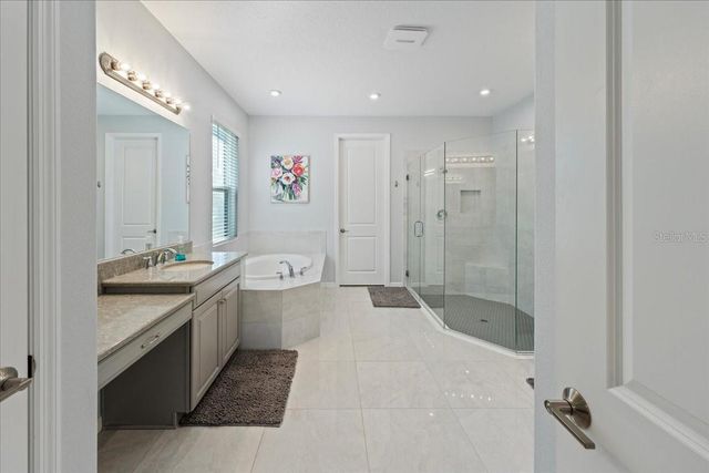 10215 MILKY WAY CIRCLE, Sarasota, FL 34241