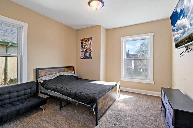 3316 5th Avenue S, Minneapolis, MN 55408