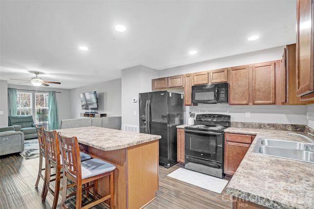 1144 Tangle Ridge Drive SE, Concord, NC 28025