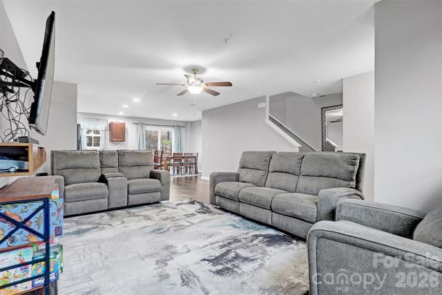 1144 Tangle Ridge Drive SE, Concord, NC 28025