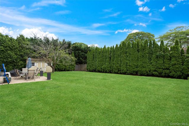 306 Mccall Avenue, West Islip, NY 11795