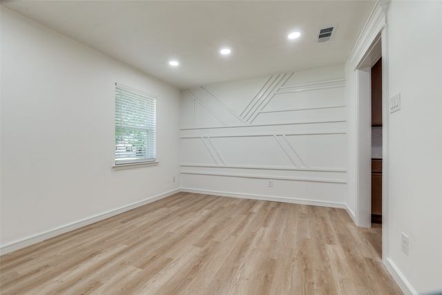 5323 Blaney Way, Dallas, TX 75227