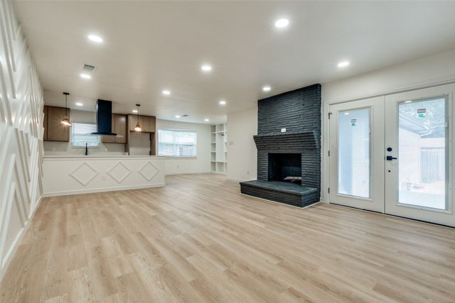 5323 Blaney Way, Dallas, TX 75227