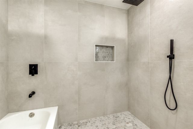 5323 Blaney Way, Dallas, TX 75227