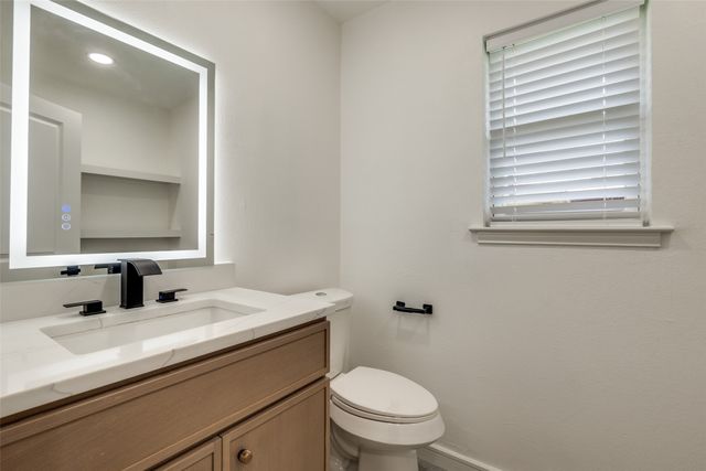 5323 Blaney Way, Dallas, TX 75227