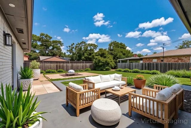 5323 Blaney Way, Dallas, TX 75227