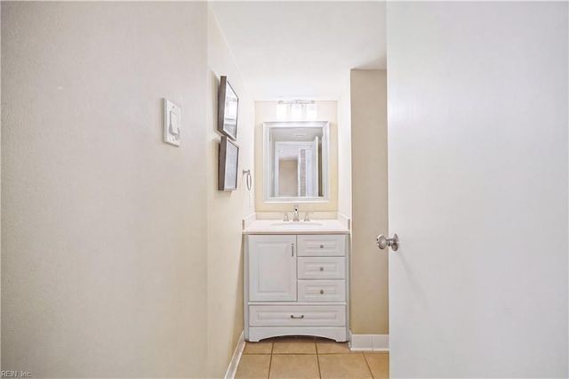 3615 Atlantic Ave Apt 801, Virginia Beach, VA 23451