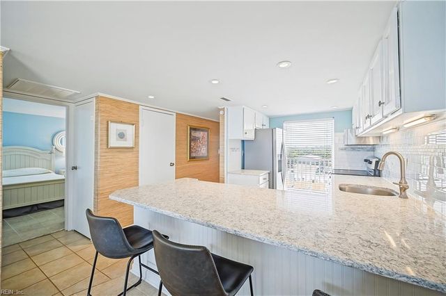 3615 Atlantic Ave Apt 801, Virginia Beach, VA 23451