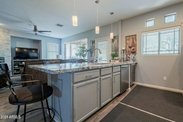 11500 E COCHISE Drive 2081, Scottsdale, AZ 85259