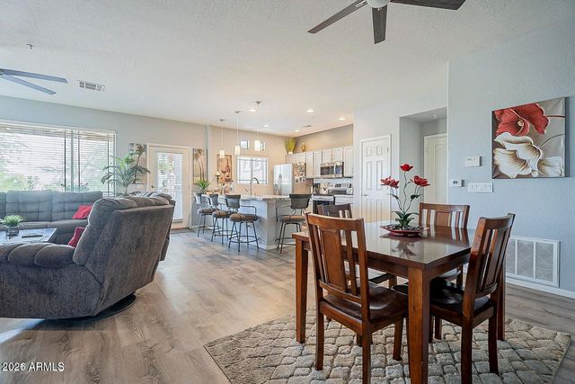 11500 E COCHISE Drive 2081, Scottsdale, AZ 85259