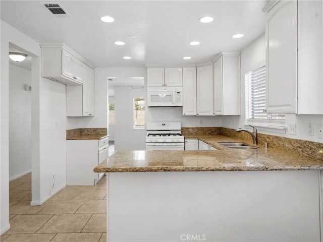 13050 Rain Shadow Road, Victorville, CA 92395