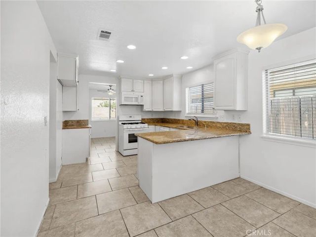 13050 Rain Shadow Road, Victorville, CA 92395
