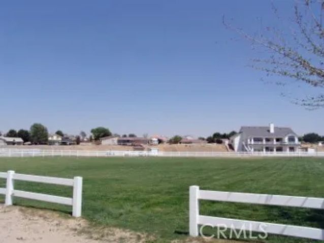 13050 Rain Shadow Road, Victorville, CA 92395