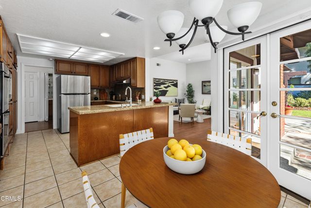 1153 Old Phillips Road, Glendale, CA 91207