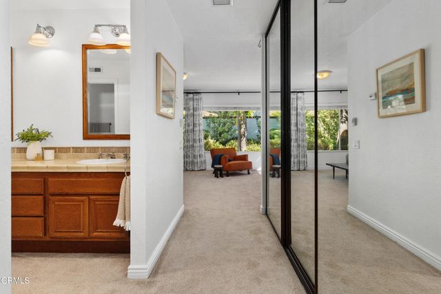 1153 Old Phillips Road, Glendale, CA 91207