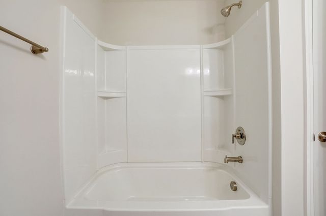 163 Rothwood PVT Drive, Hendersonville, TN 37075