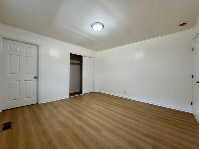 32 Opal Road, Rossville, GA 30741