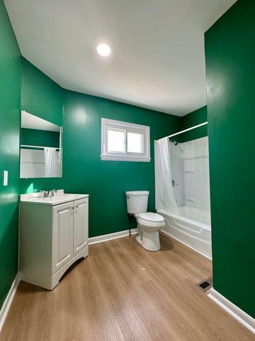 32 Opal Road, Rossville, GA 30741