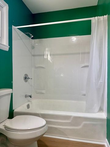 32 Opal Road, Rossville, GA 30741