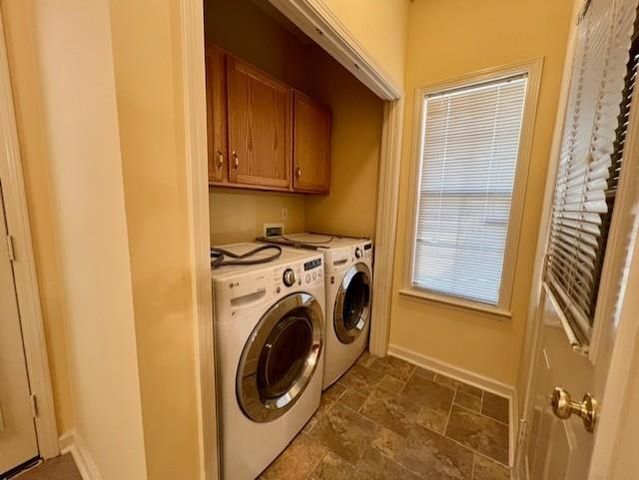 596 W ASHLEY GLEN CIR, Memphis, TN 38018