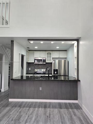 1120 Parkside Green Dr C, Green Acres, FL 33415