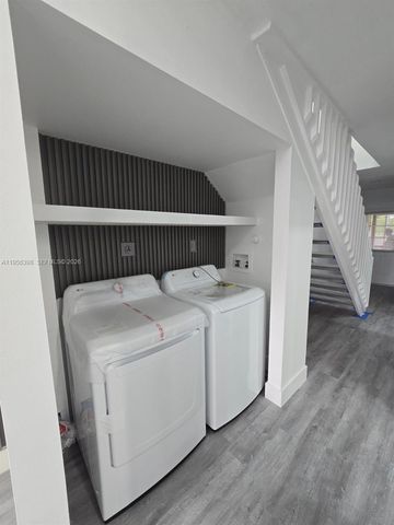 1120 Parkside Green Dr C, Green Acres, FL 33415