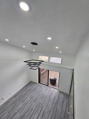 1120 Parkside Green Dr C, Green Acres, FL 33415