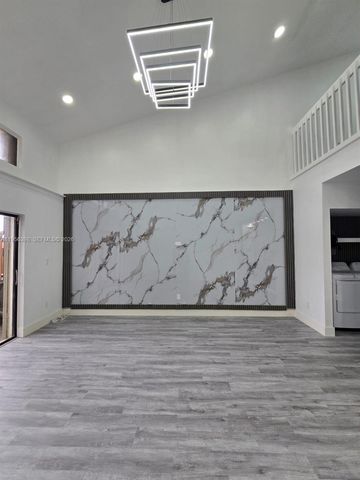 1120 Parkside Green Dr C, Green Acres, FL 33415