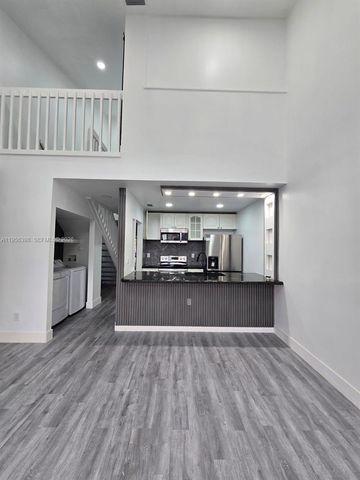 1120 Parkside Green Dr C, Green Acres, FL 33415