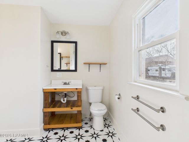 528 St. Julien Avenue, Lafayette, LA 70503