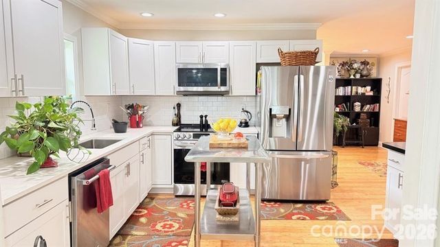 210 W Church Street, Cherryville, NC 28021
