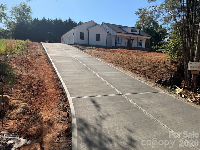 210 W Church Street, Cherryville, NC 28021