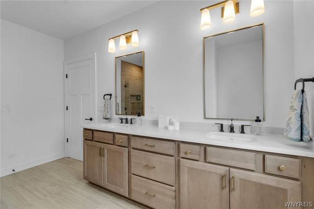 8 Birch Lane, Amherst, NY 14221