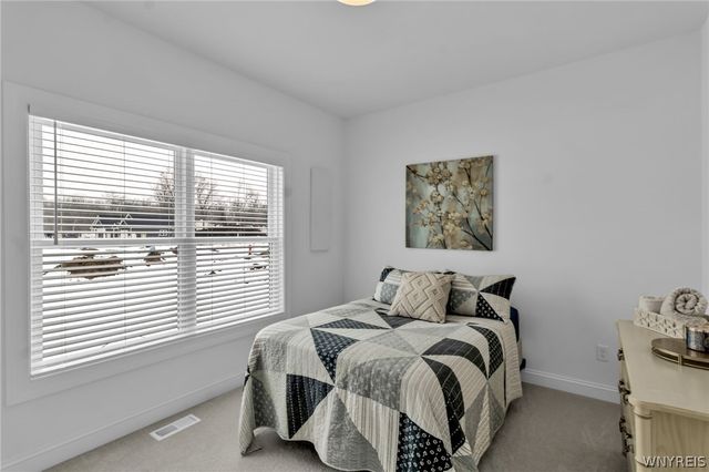 8 Birch Lane, Amherst, NY 14221