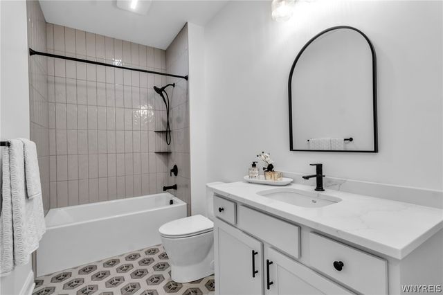 8 Birch Lane, Amherst, NY 14221