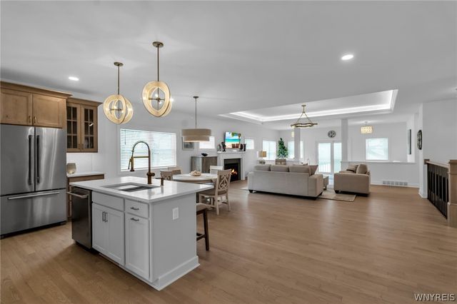 8 Birch Lane, Amherst, NY 14221