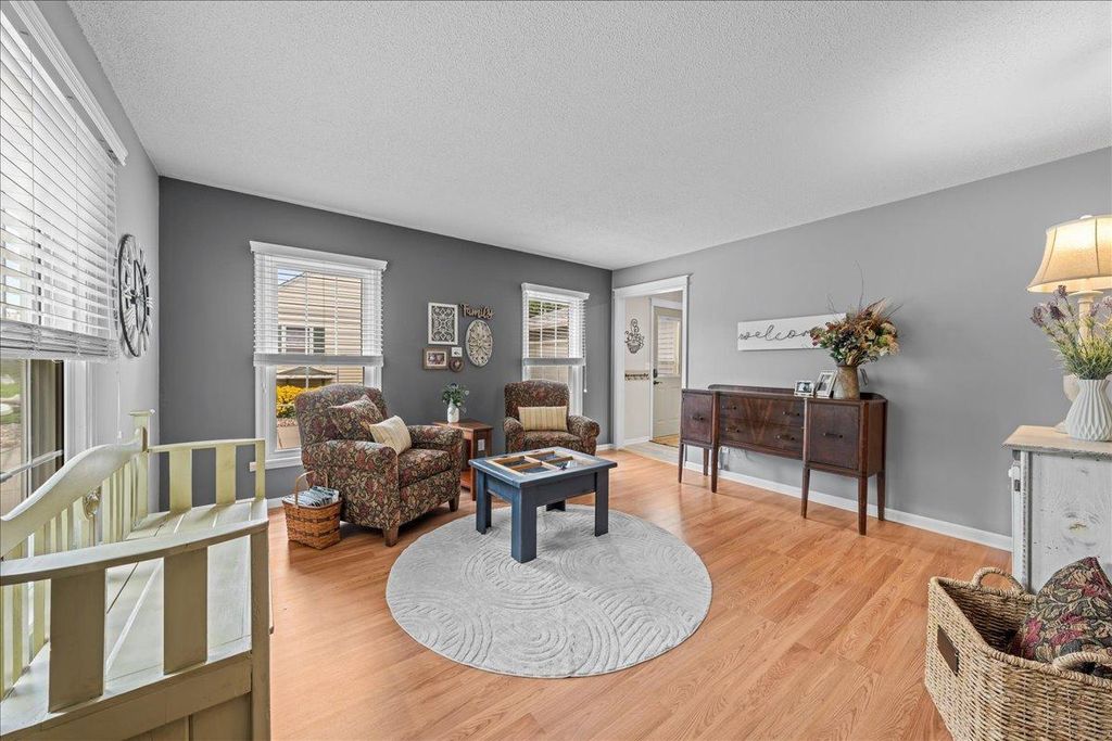 198 Ferndale Street N, Maplewood, MN 55119 — photo 3