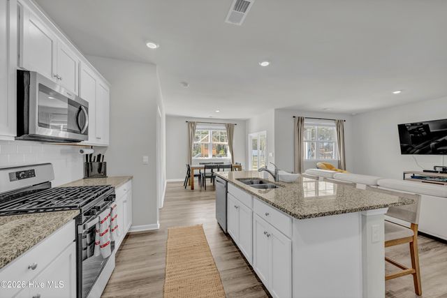 7148 Foxhollow Lane, Leland, NC 28451