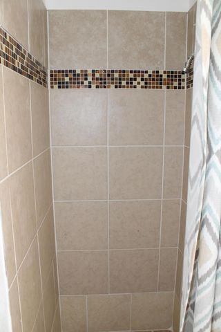 702 E Centennial Avenue, Carthage, MO 64836