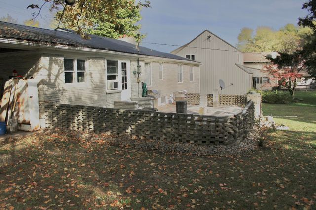 702 E Centennial Avenue, Carthage, MO 64836